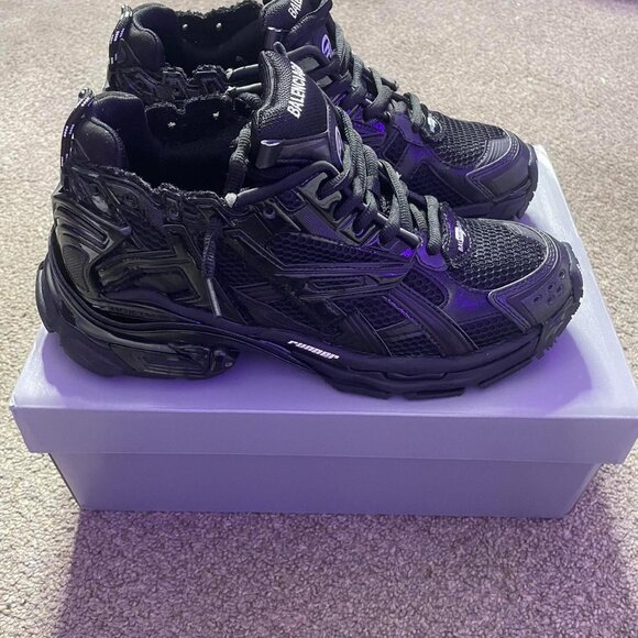 Balenciaga Men's Trainers - Picture 1 of 6